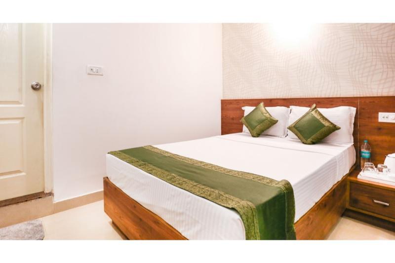 Treebo Pappilon Palace - Pvs Circle Mangalore Exterior foto
